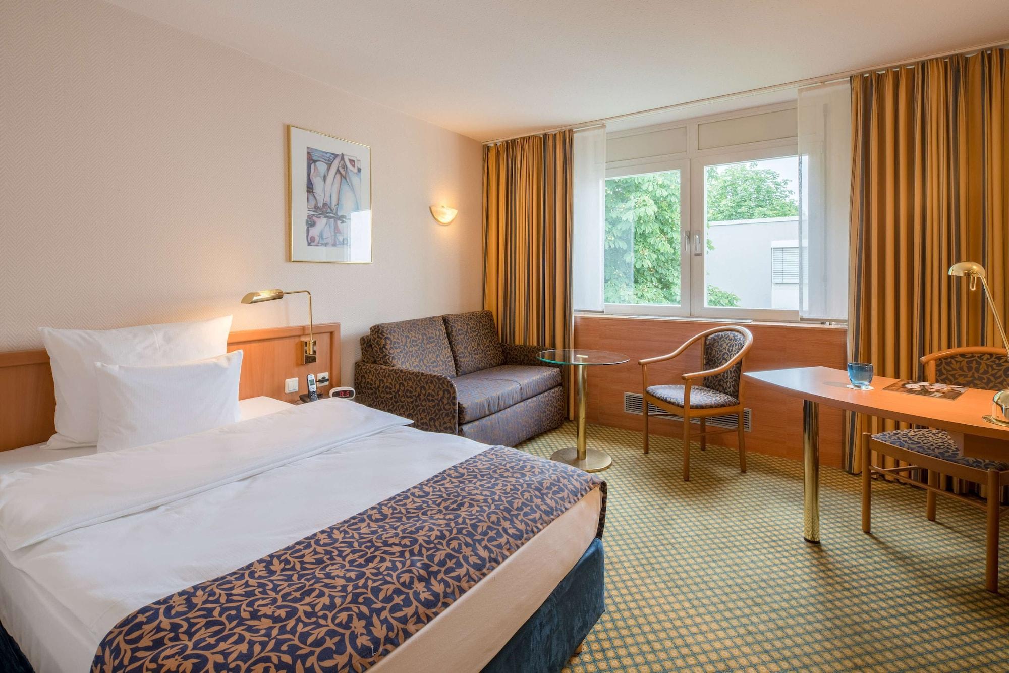 เบสต์ เวสเทิร์น พลัส โฮเทล เฟลล์บัค-ชตุทท์การ์ท Hotel เฟลบาค ภายนอก รูปภาพ