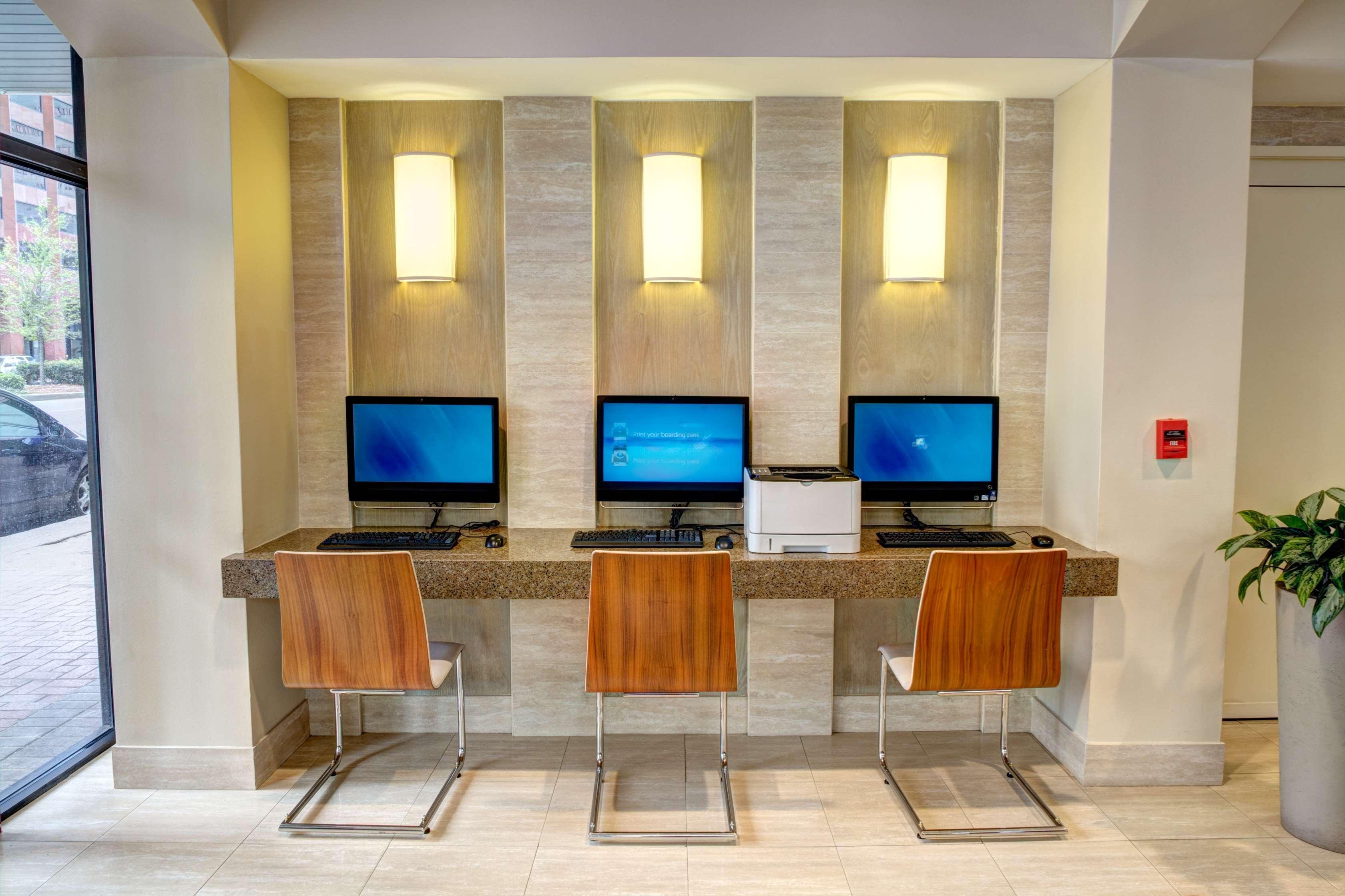 เบสต์ เวสเทิร์น พลัส โฮเทล เฟลล์บัค-ชตุทท์การ์ท Hotel เฟลบาค ภายนอก รูปภาพ