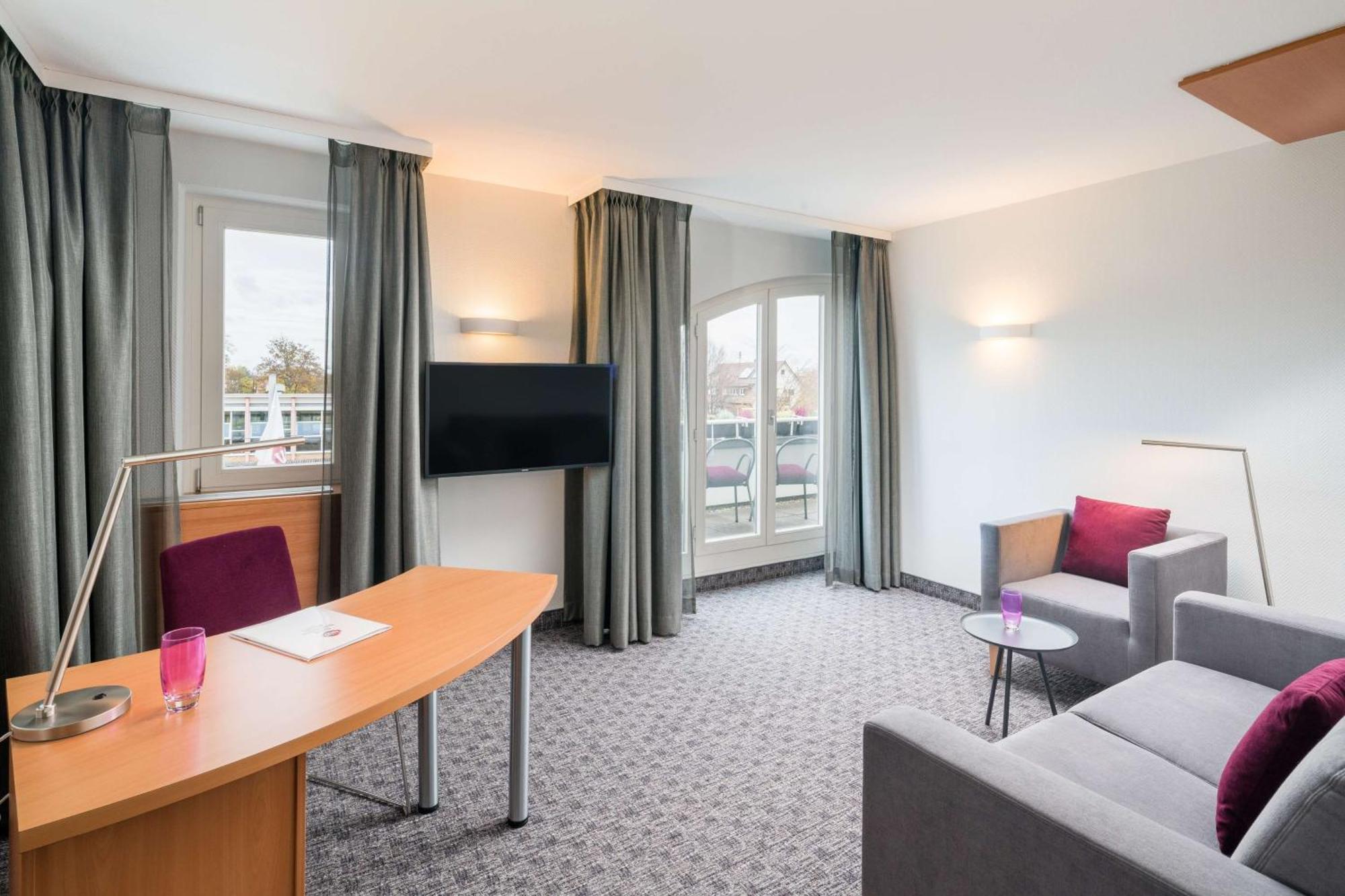 เบสต์ เวสเทิร์น พลัส โฮเทล เฟลล์บัค-ชตุทท์การ์ท Hotel เฟลบาค ภายนอก รูปภาพ